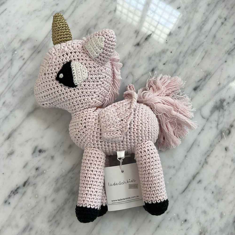New La De Dah Kids Crocheted Pink Unicorn Doll Stuffed Toy
